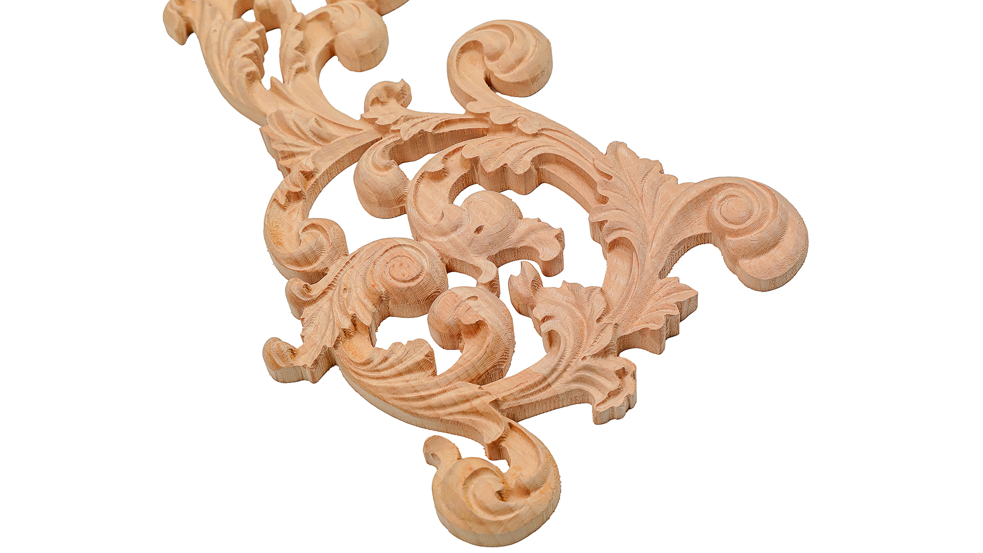 زوايا خشبية محفورة أويما تمنح مشاريعك لمسة نهائية متقنة