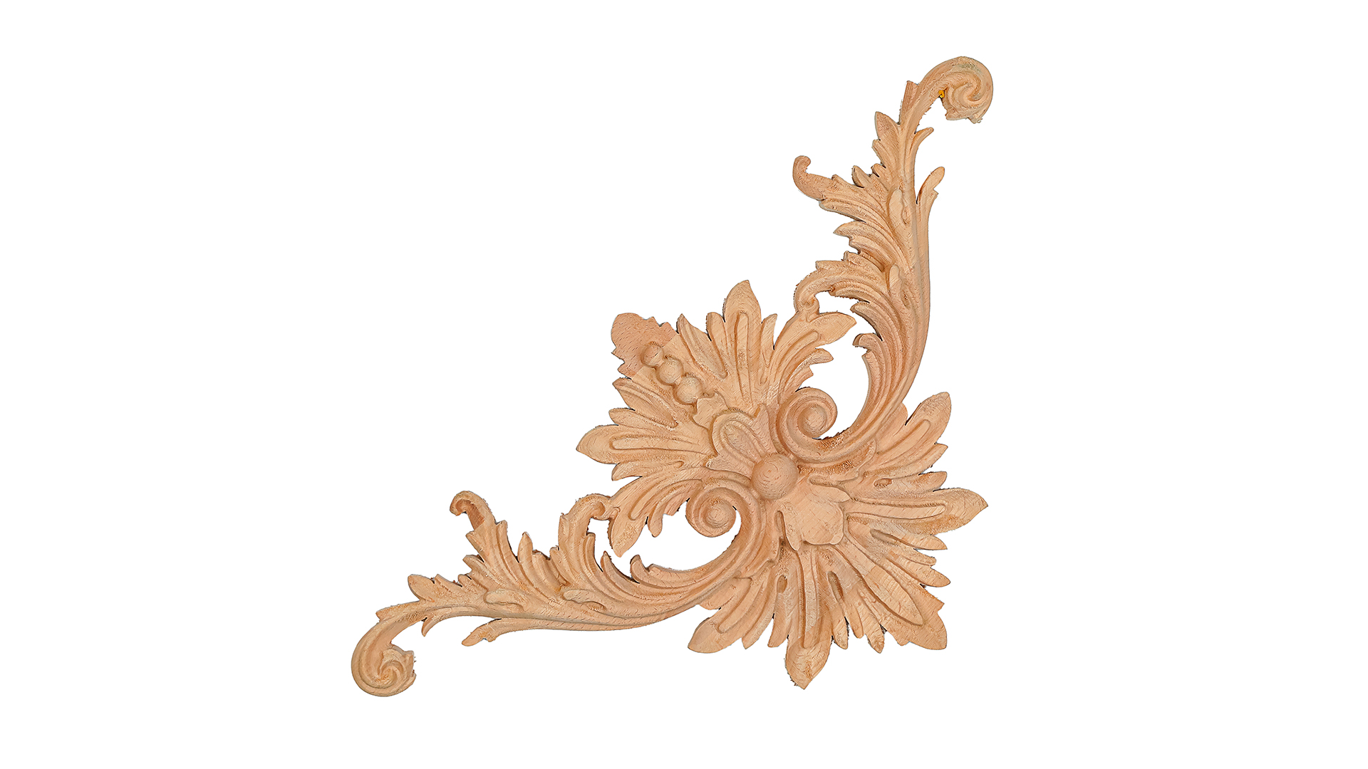 زوايا خشبية محفورة بدقة تضيف لمسة فنية لأثاثك الكلاسيكي