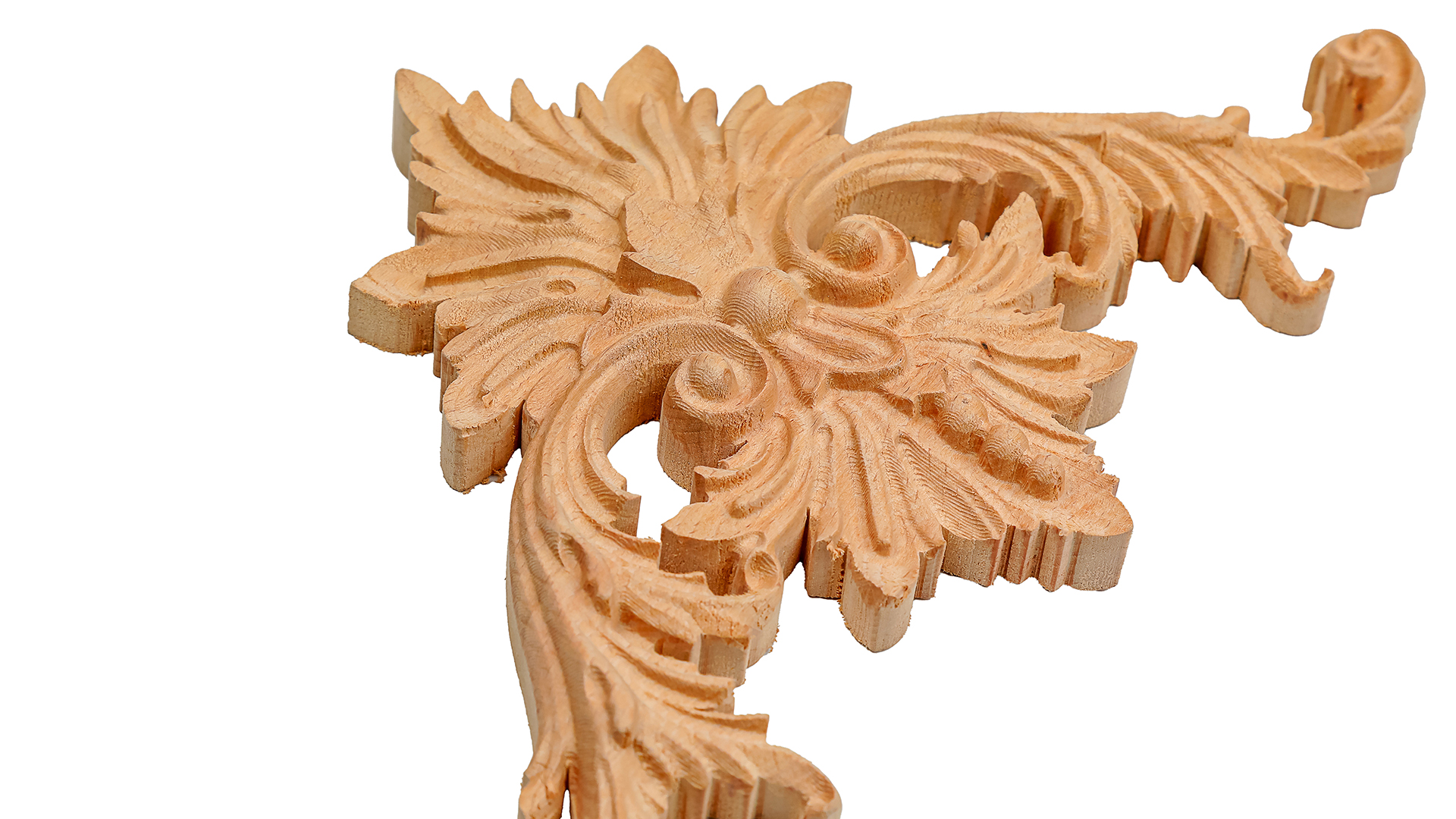 زوايا خشبية أويما مستوحاة من التراث وتلائم الديكورات الفاخرة لأعمال ديكور