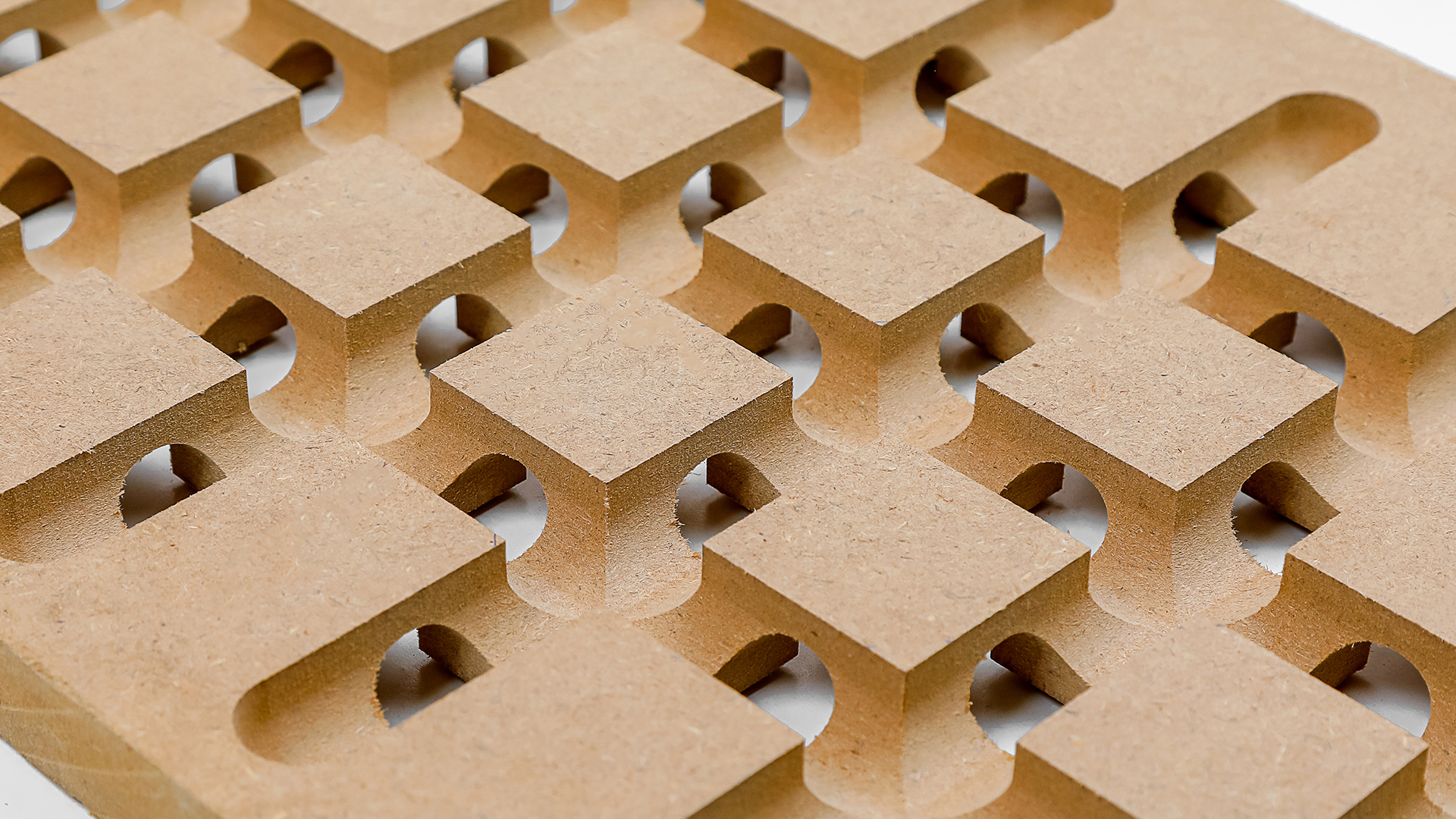 أشكال حلايا جاهزة من ألواح MDF لأعمال الديكورات