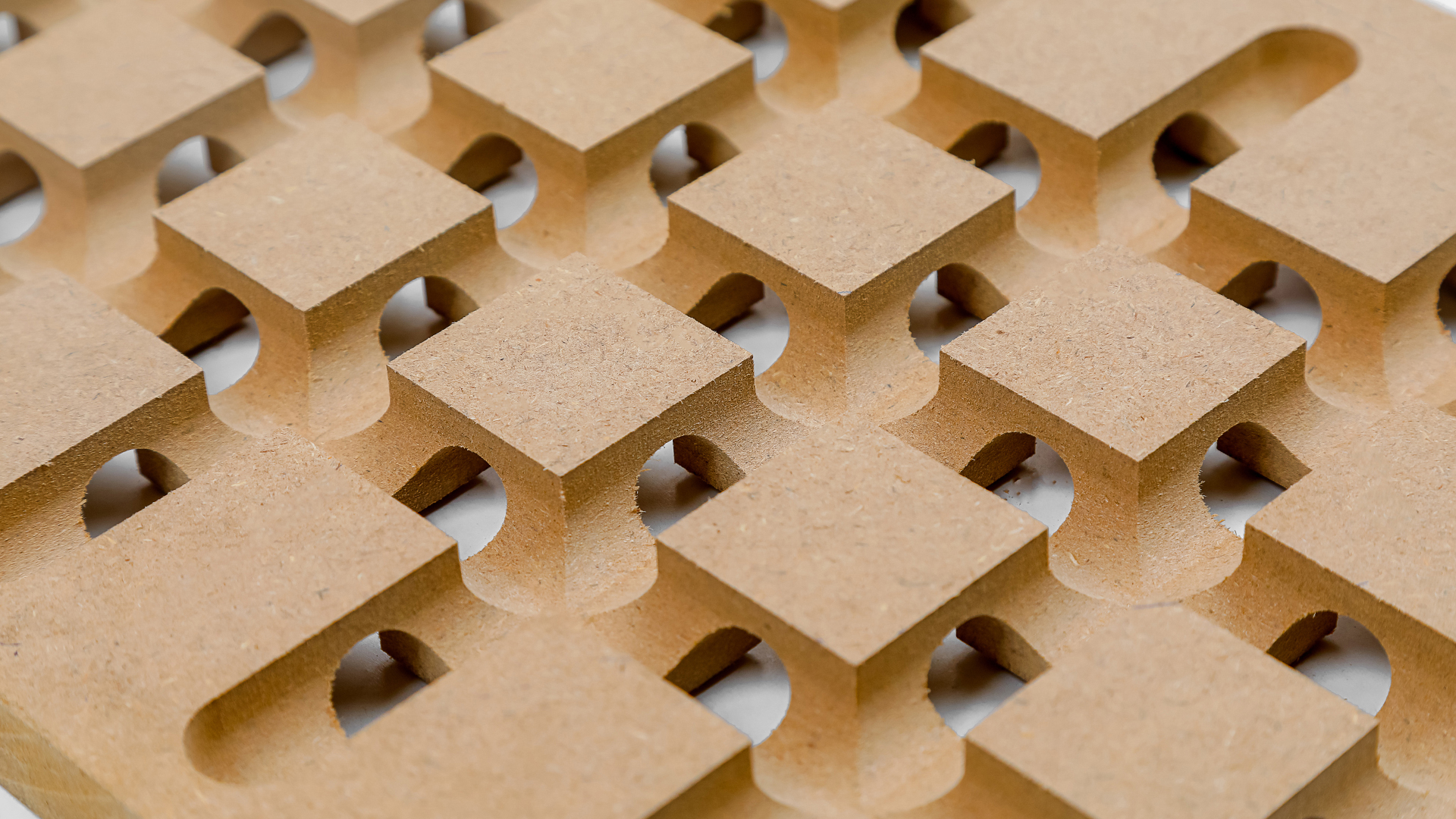 أشكال حلايا جاهزة من ألواح MDF لأعمال الديكورات