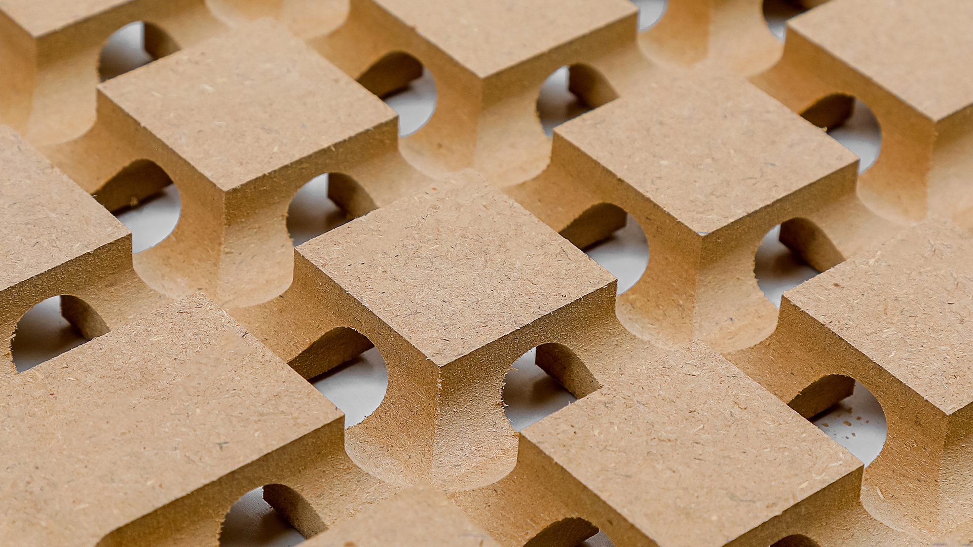 أشكال حلايا جاهزة من ألواح MDF لأعمال الديكورات